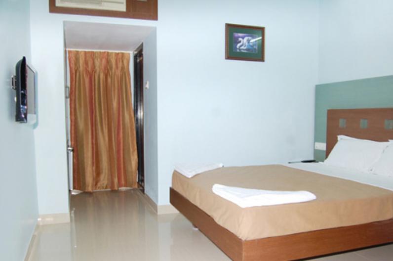 Balaji Grand Kākināda Exterior foto