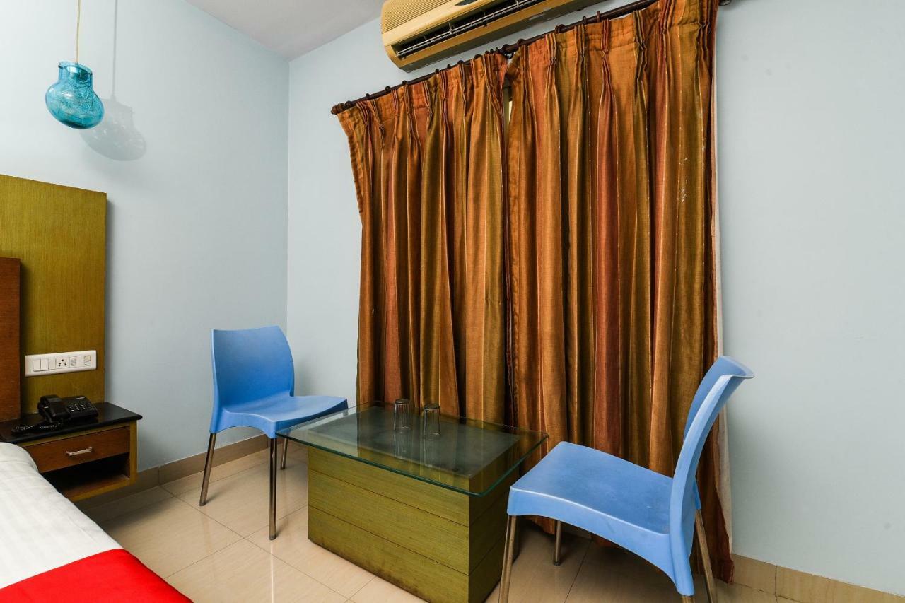 Balaji Grand Kākināda Exterior foto